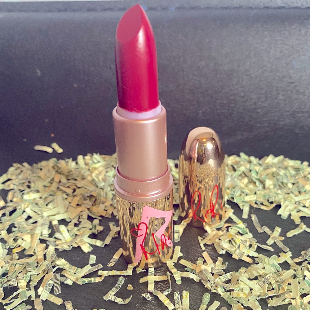 Vintage RIRI Costa Chic lipstick New